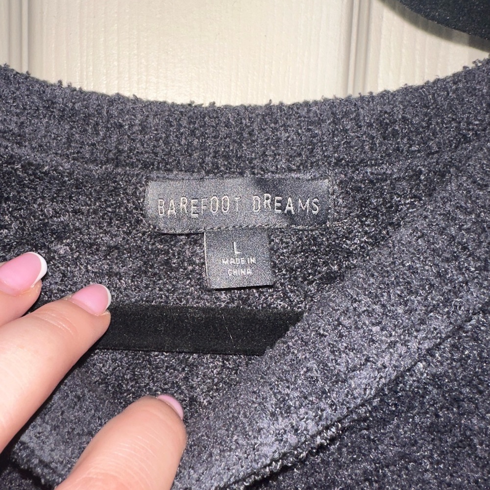 Barefoot Dreams women’s grey Crewneck Sweater soft cozy loungewear winter L - Picture 4 of 9